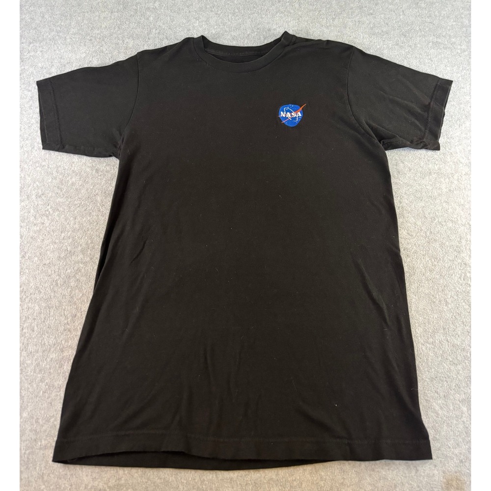 NASA Mens Medium Black Short Sleeve Embroidered Logo Space Graphic Tee